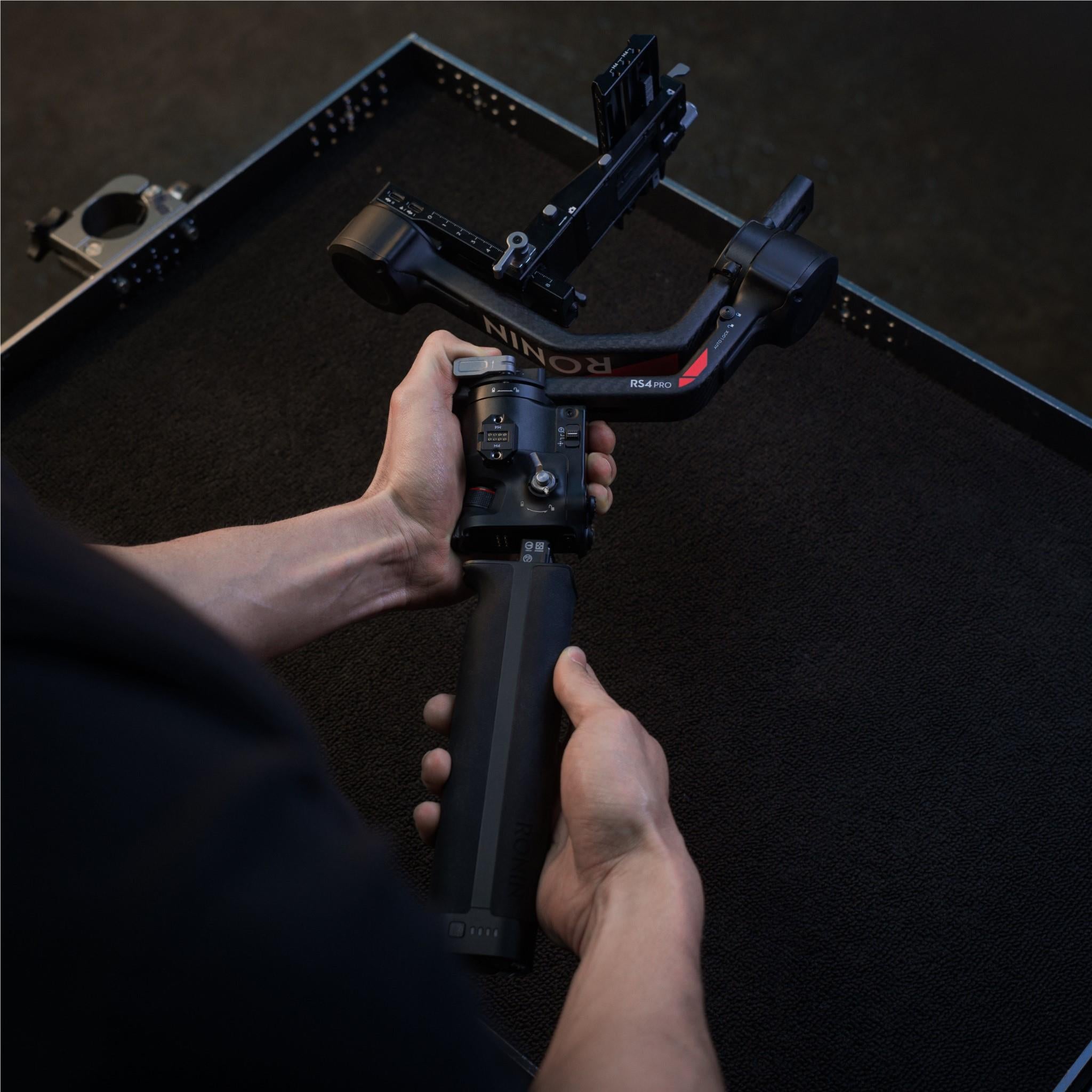 DJI RS4 Pro Gimbal Combo with Remote Transmission