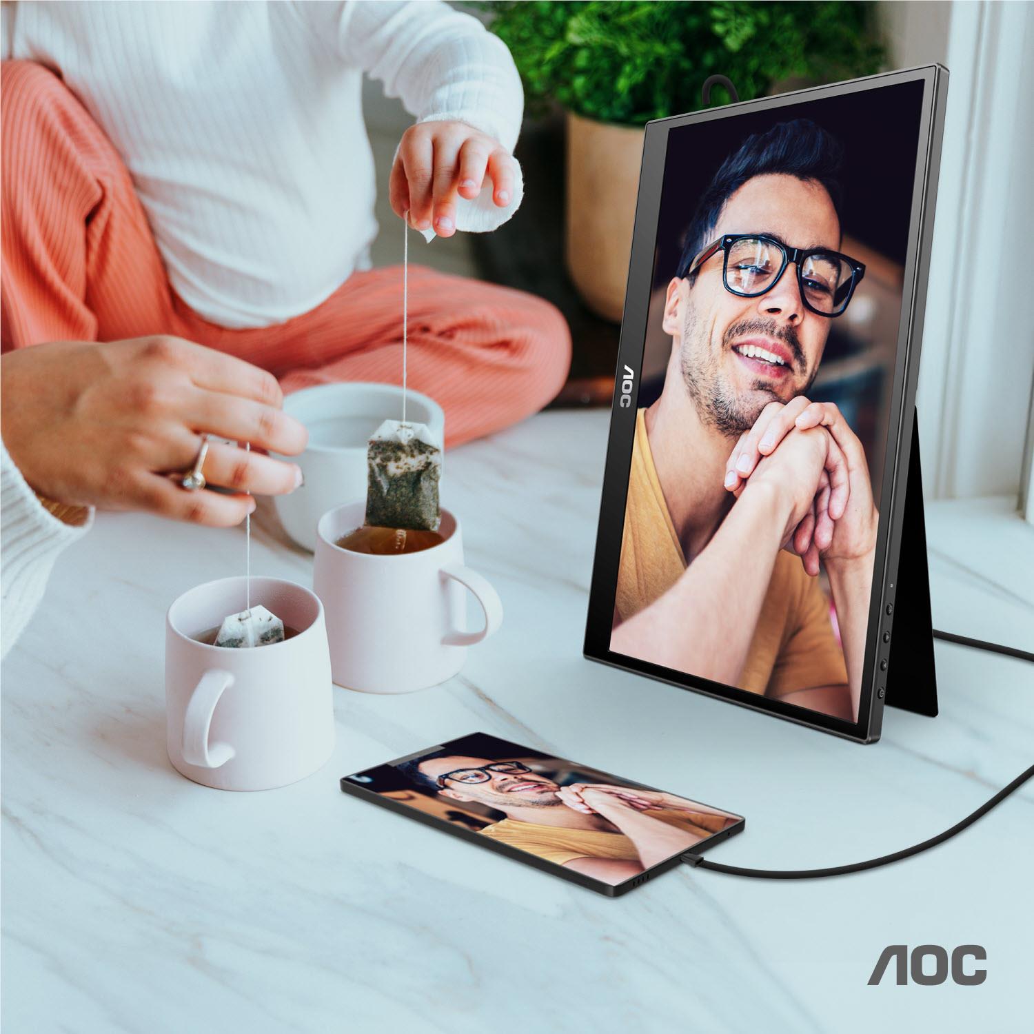 AOC 16T3E 15.6" FHD IPS USB-C Portable Monitor