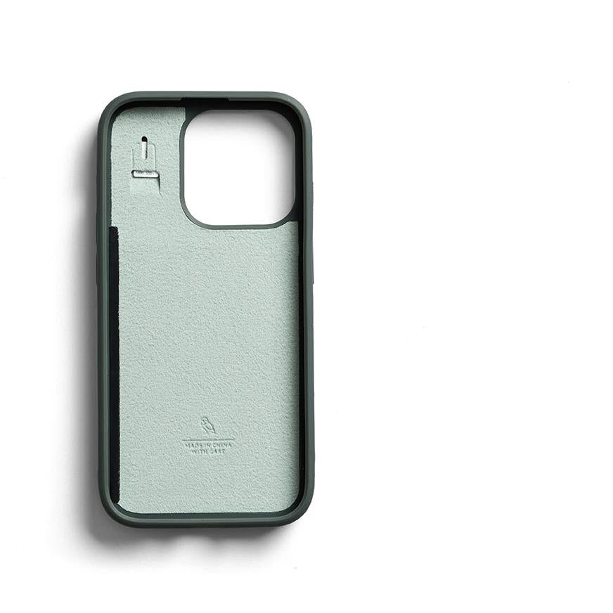 Bellroy 3 Card Case for iPhone 15 Pro (Everglade) - JB Hi-Fi